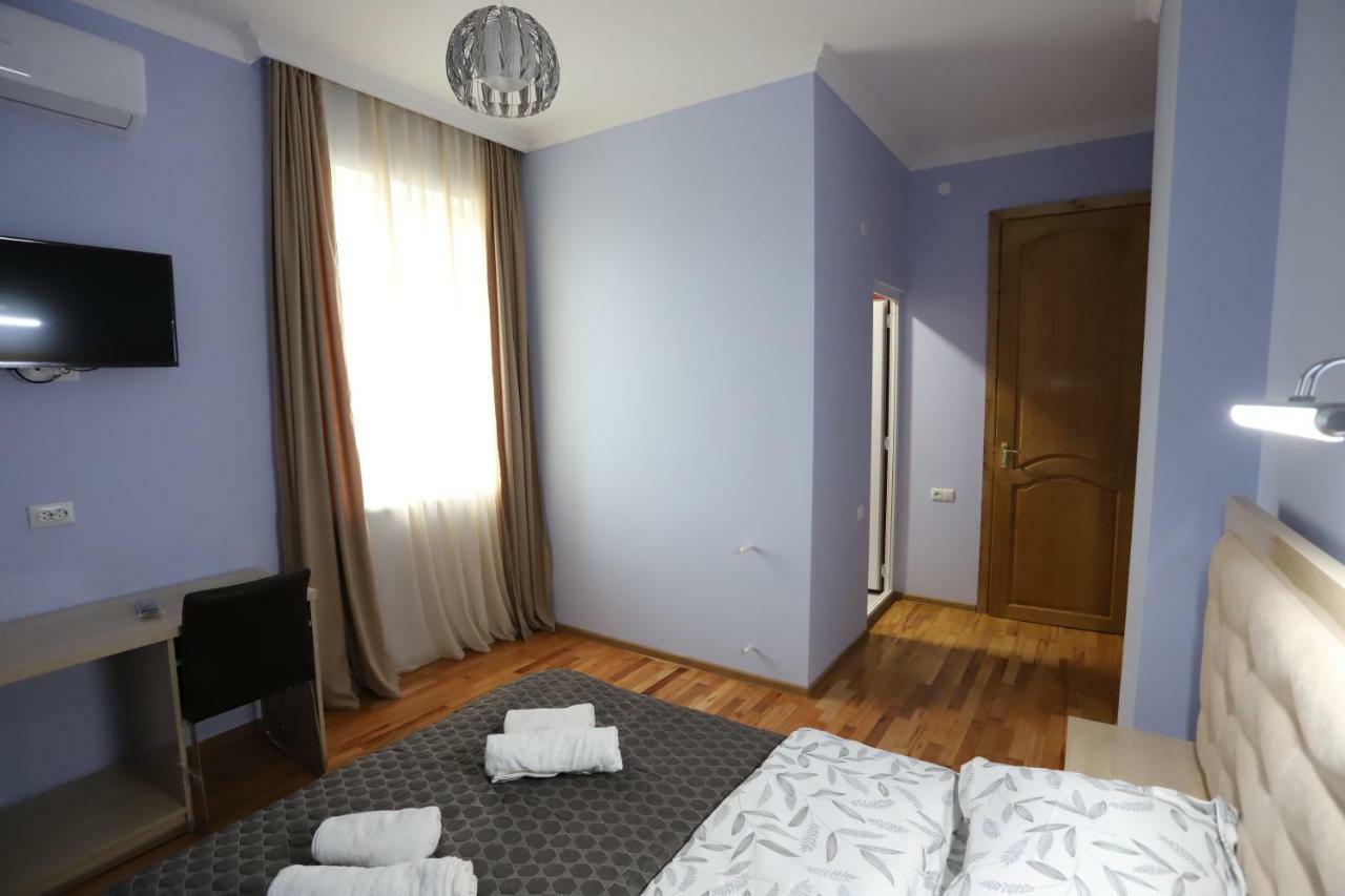 Hotel Hollywood Kutaisi Exterior foto